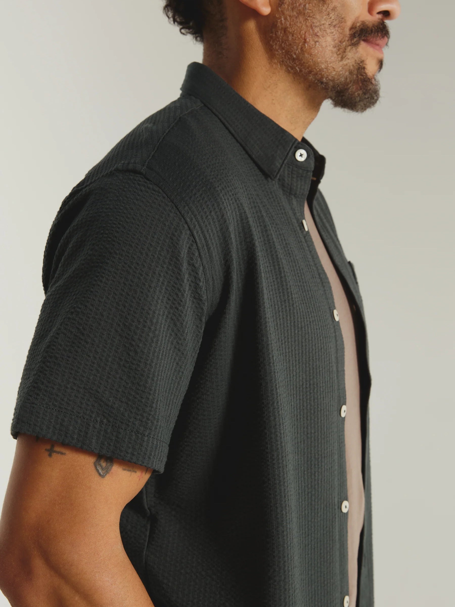 Basil- Bennet Short Sleeve Shirt