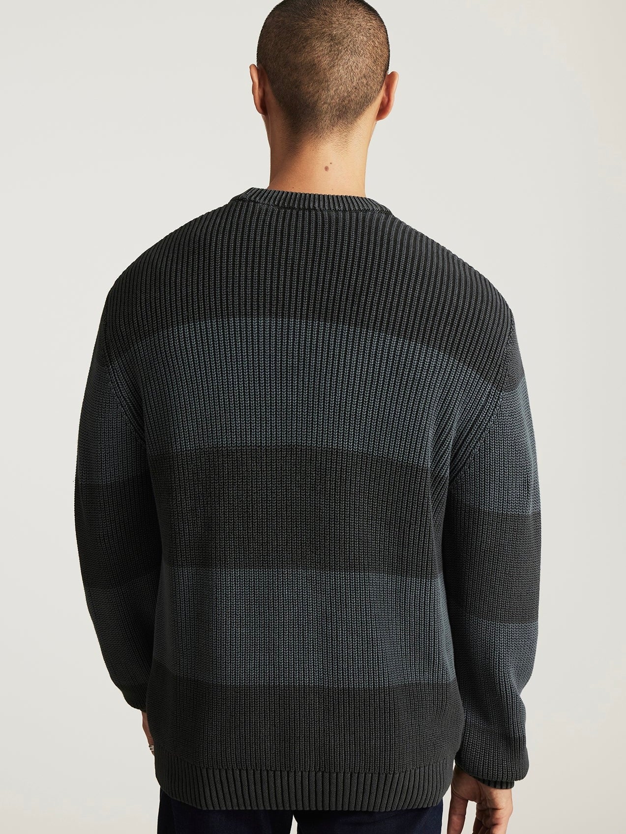 Raven - Sweater