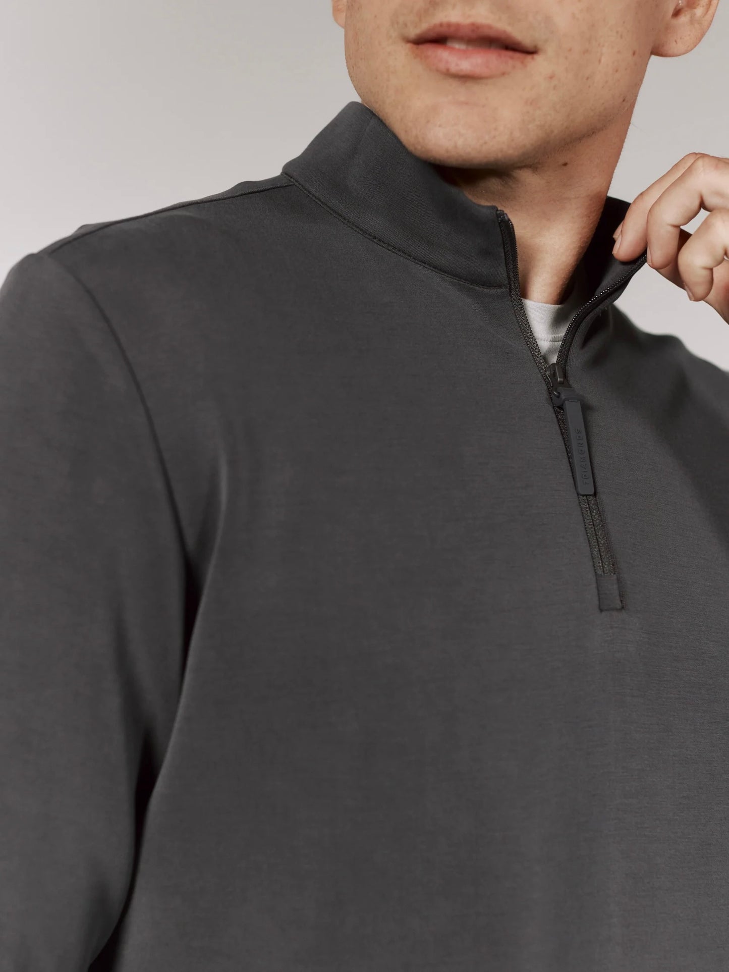 Anthracite - Rev 1/4 Zip