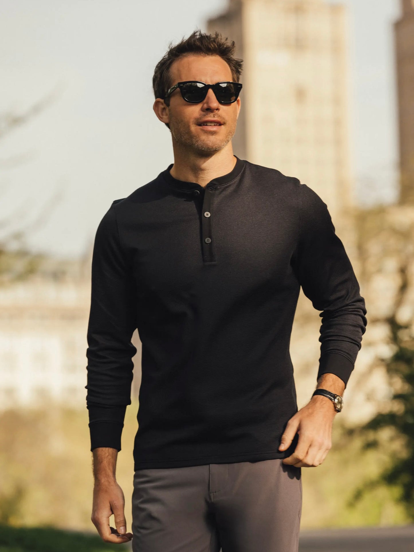 Black Solid - Henderson LS Henley