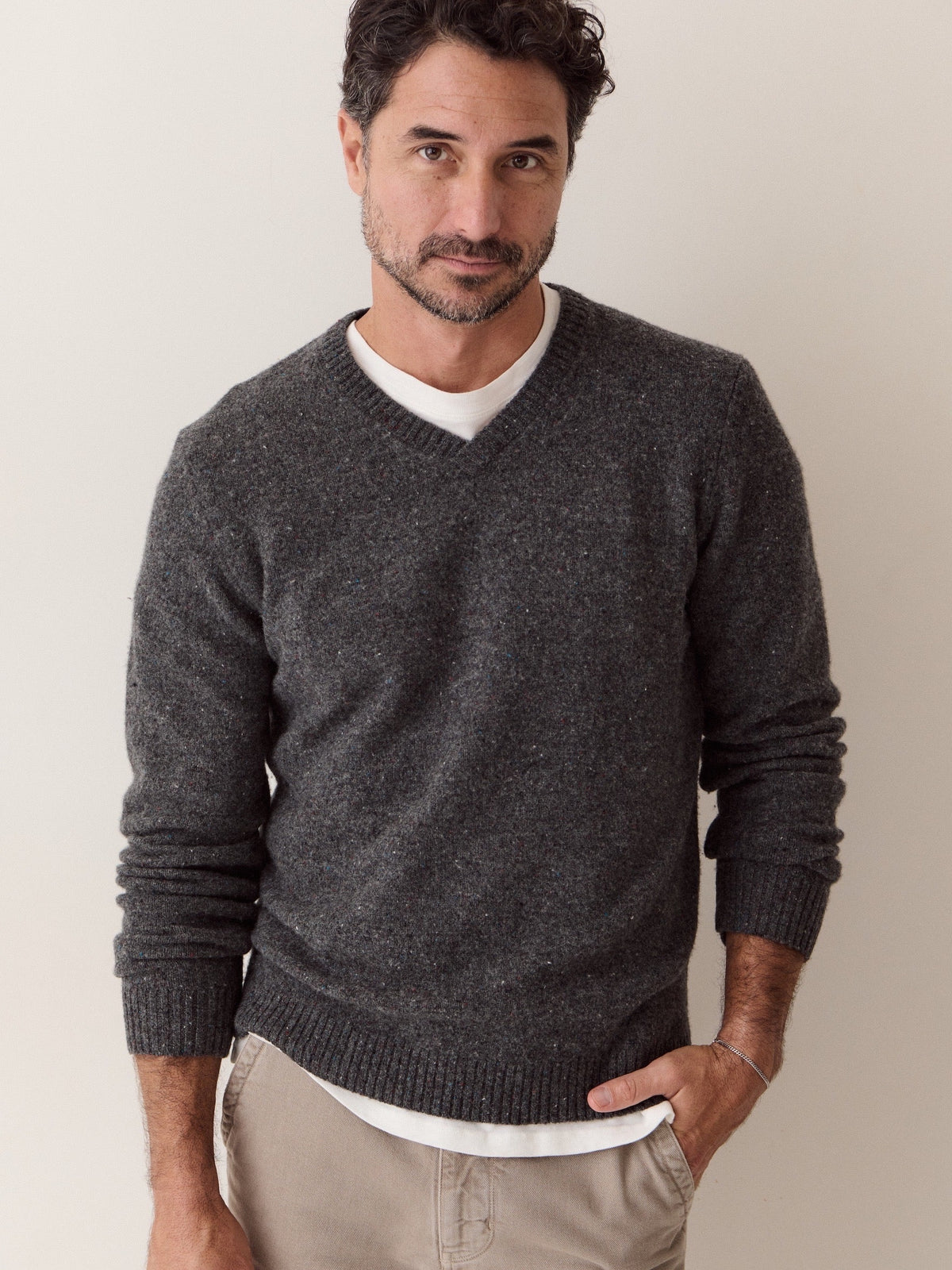 Blackwater - Merino V-Neck Sweater